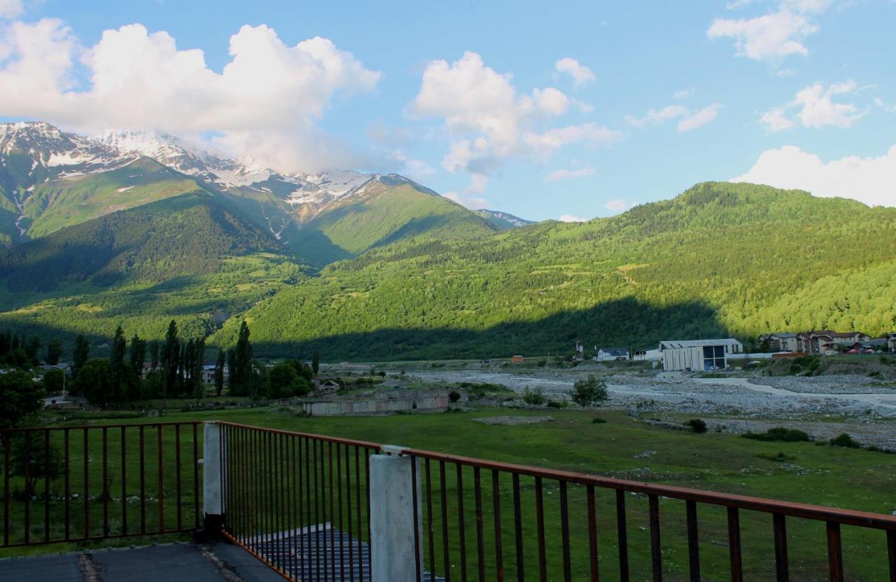 Hotel Marliza Mestia Eksteriør billede
